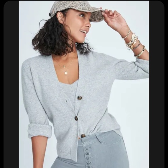 🐲💙 Maeve by Anthropologie Cashmere Collection Essa Grey Button Down Cardigan - Picture 1 of 15